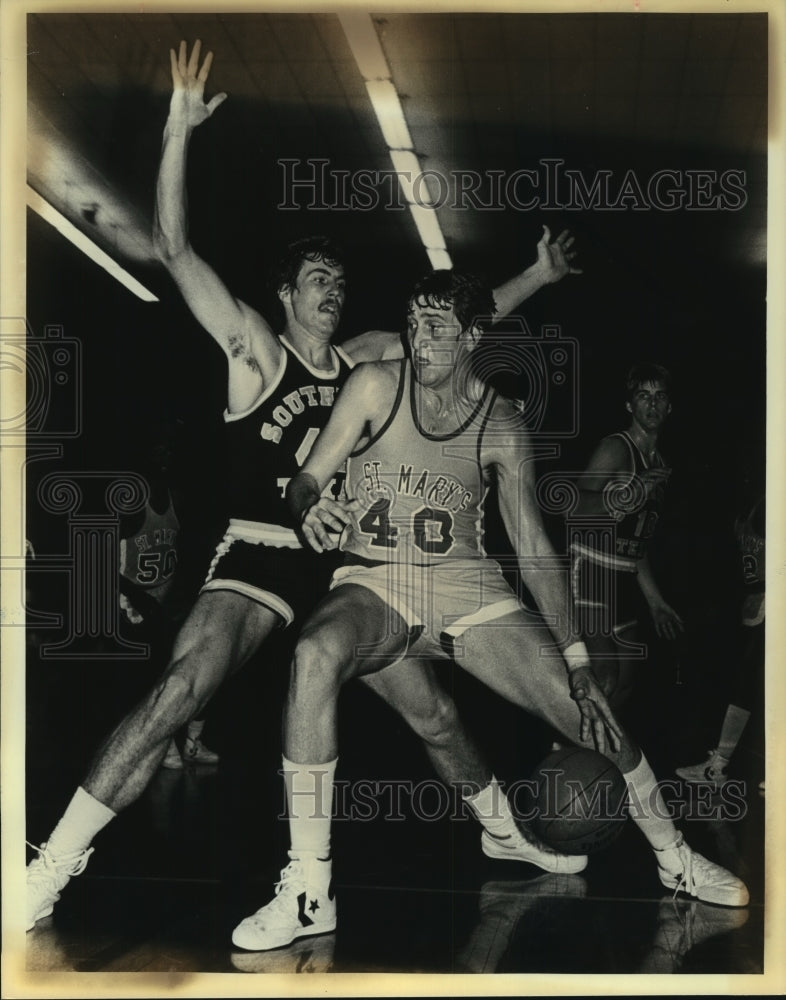 1982 Press Photo Curt Thomas, St. Mary&#39;s College Basketball Player at Game - Historic Images