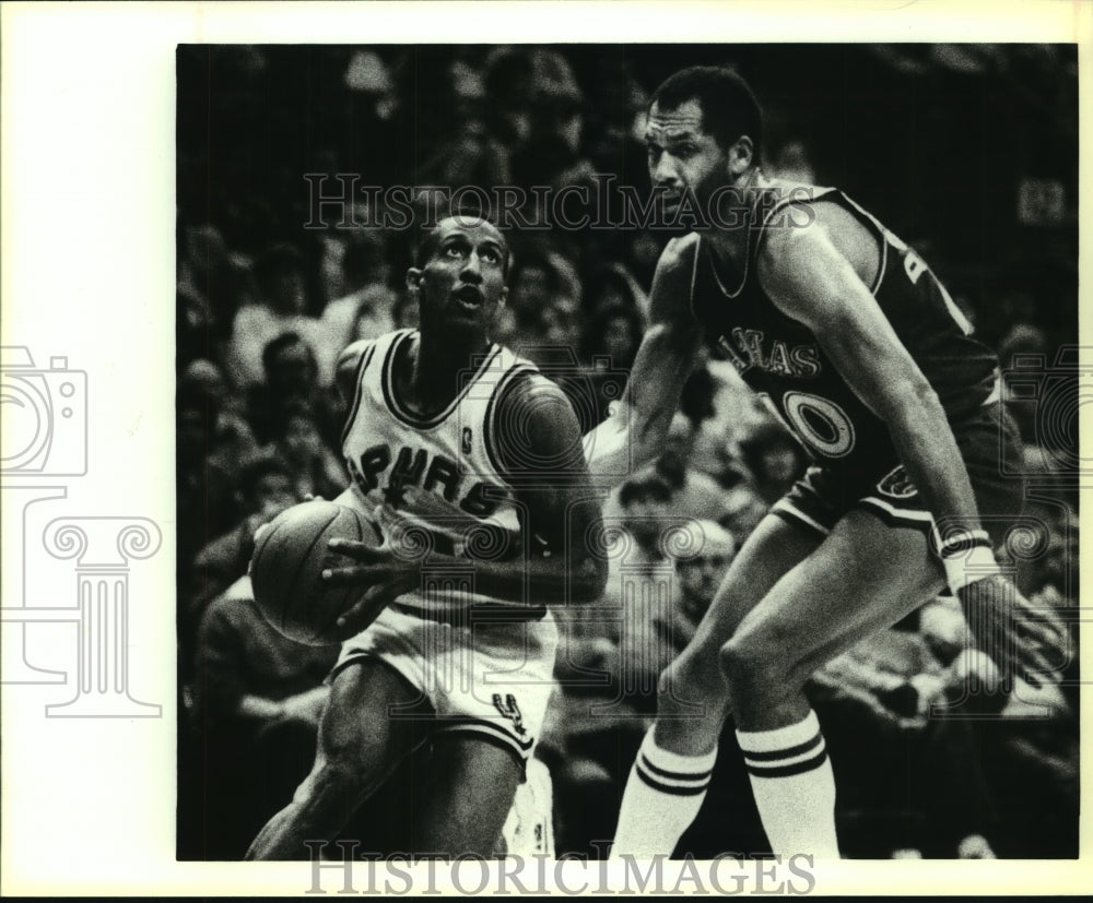 1987 Press Photo Johnny Dawkins, San Antonio Spurs Basketball Player at Game - Historic Images