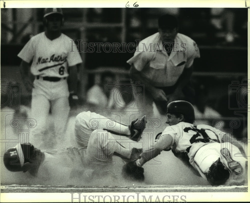 1988 Press Photo MacArthur and Crockett play high school baseball - sas07777 - Historic Images