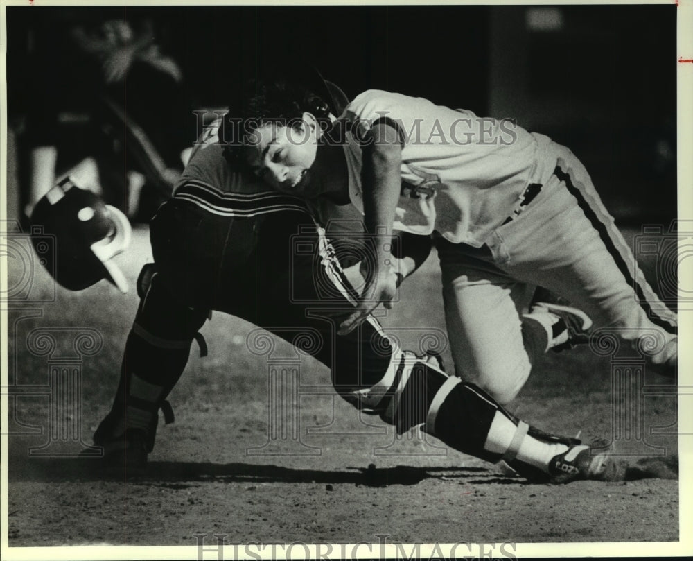 1989 Press Photo Harlandale and Clark play high school baseball - sas07793 - Historic Images