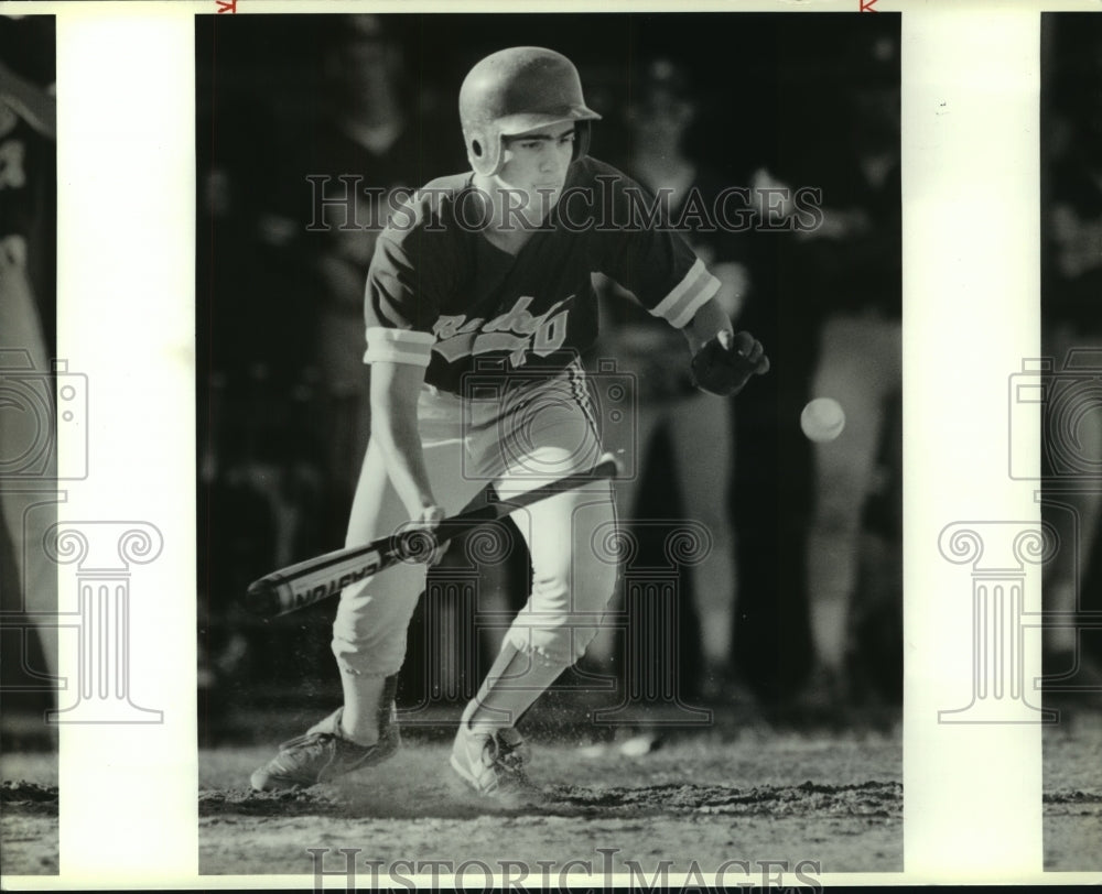 1989 Press Photo Judson High baseball player Greg Vandover attempts to bunt - Historic Images
