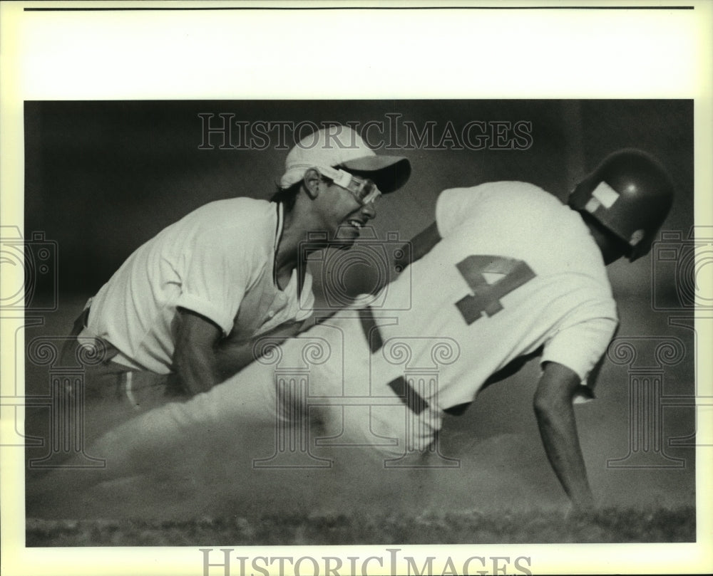 1988 Press Photo Jefferson and Burbank play high school baseball - sas07821- Historic Images