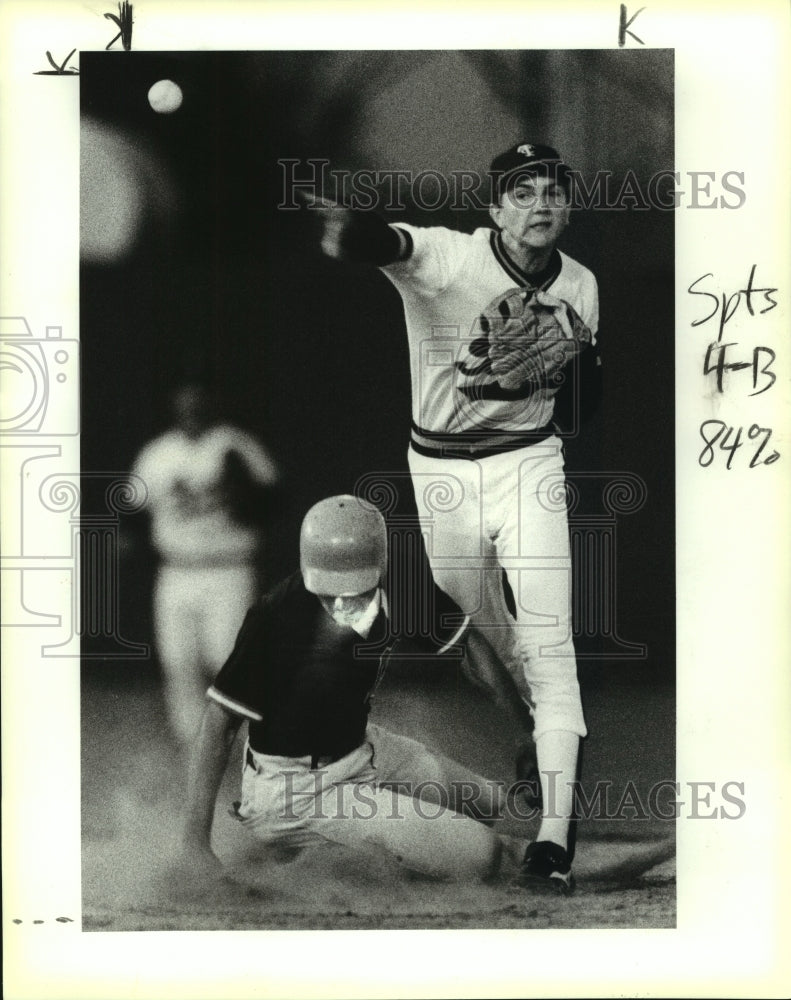 1989 Press Photo Madison and Carroll High School Baseball Players at Game - Historic Images