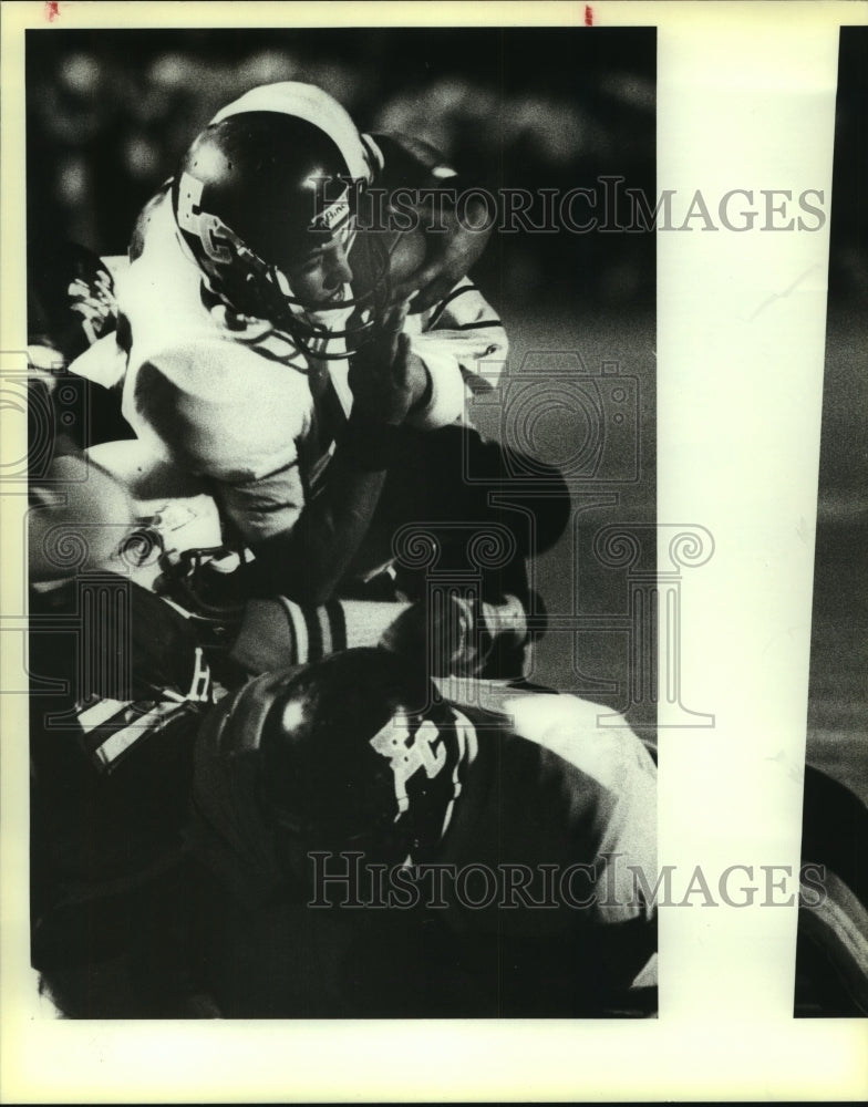 1983 Press Photo Matt Burns, East Central High School Football Player at Game- Historic Images