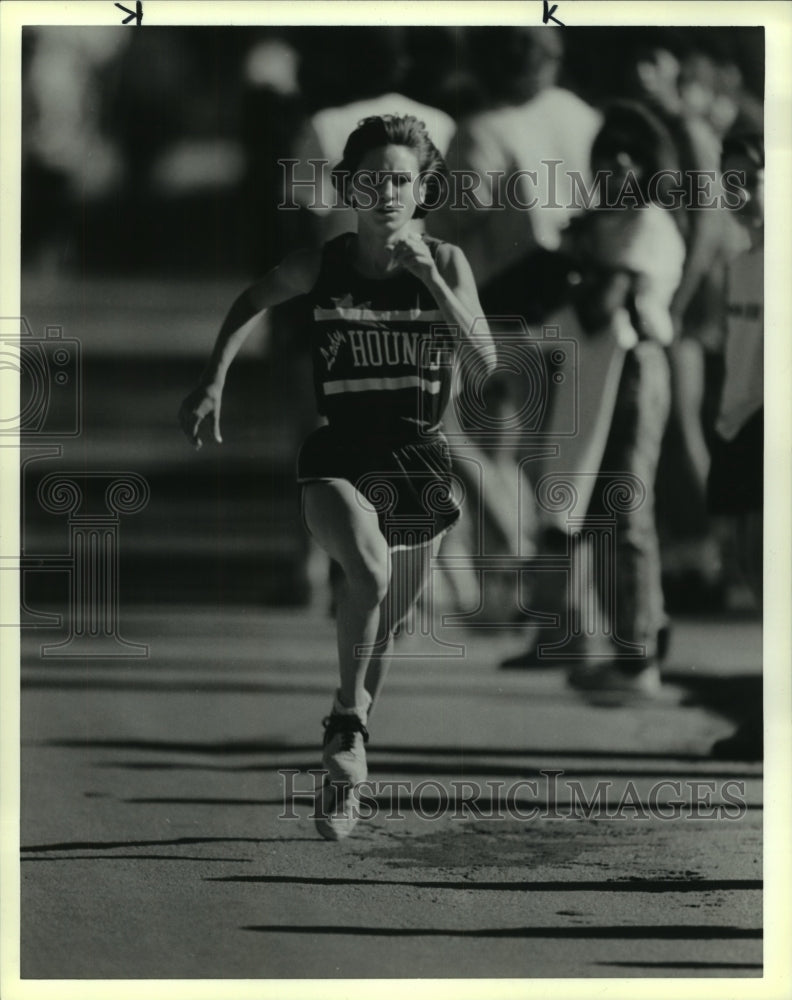 1989 Press Photo Boerne High cross-country runner Jennifer Standefer - sas07936 - Historic Images