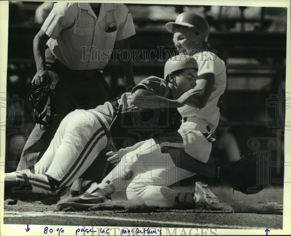 1988 Press Photo MacArthur and Seguin High School Baseball Players at Game - Historic Images