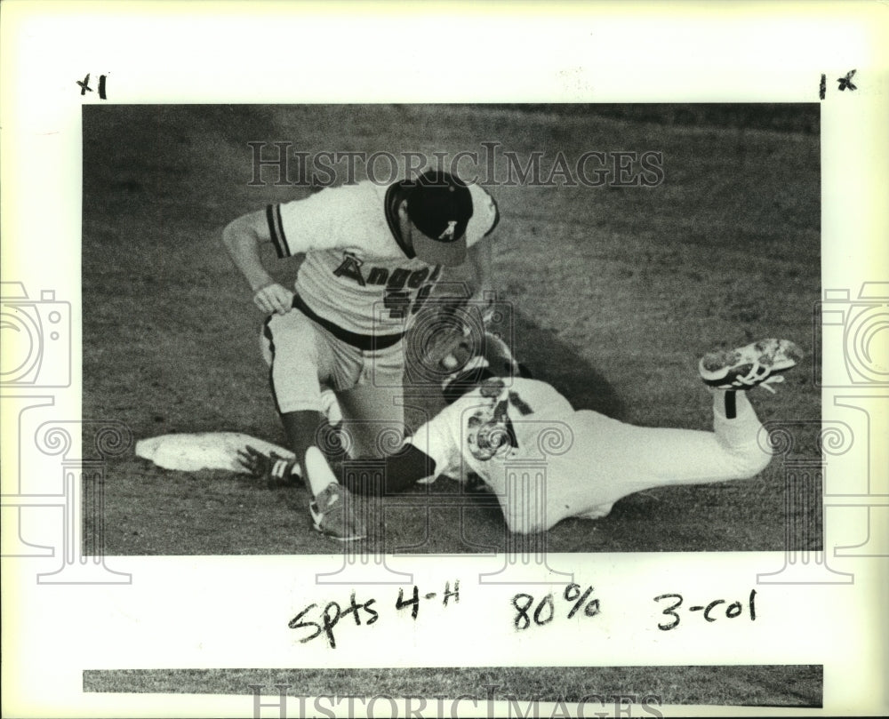 1988 Press Photo Juan Bustabad, San Antonio High School Baseball Player at Game - Historic Images
