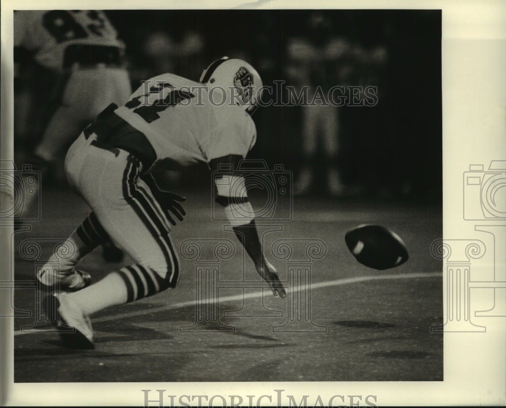 1983 Press Photo High School Football Player at Game - sas08065 - Historic Images