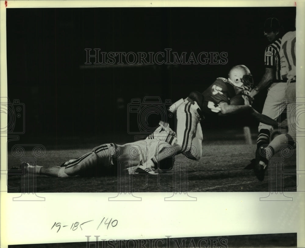 1983 Press Photo Steve Meyer at Lee Versus Clemens High School Football Game - Historic Images