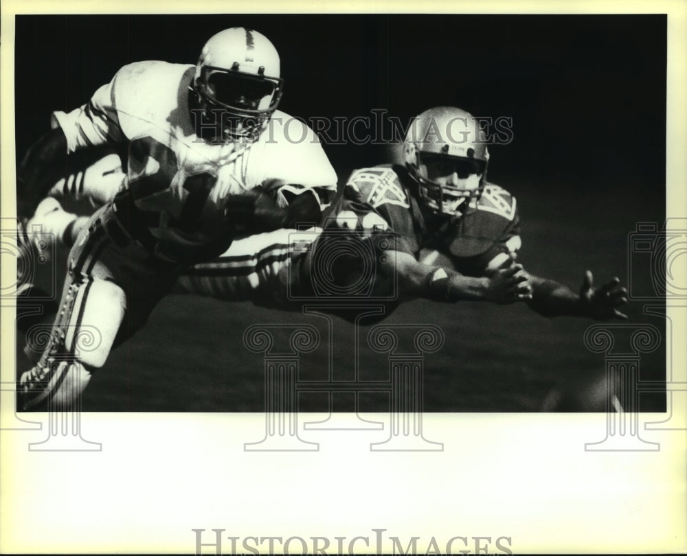 1983 Press Photo Harvey Meyers, Clemens High School Football Player at Lee Game - Historic Images