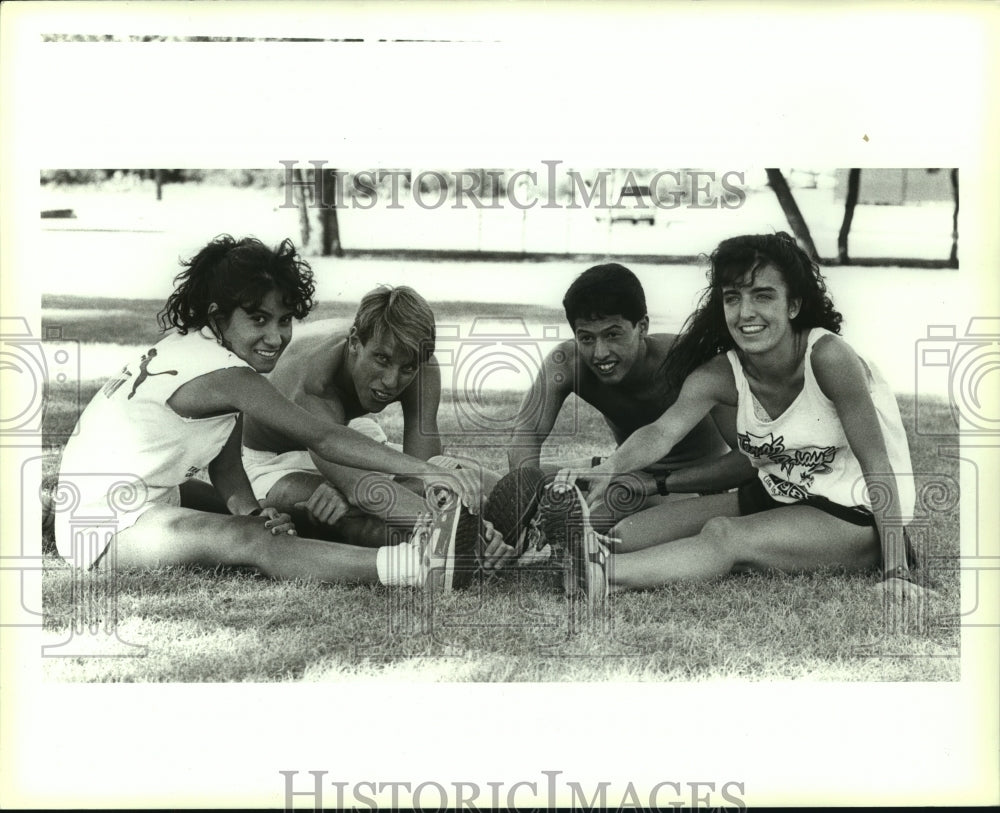 1989 Press Photo A quartet of Texas-San Antonio cross country runners- Historic Images