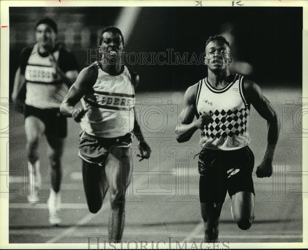1989 Press Photo Rodney Lake, Highlands High School Track Runner at Race - Historic Images