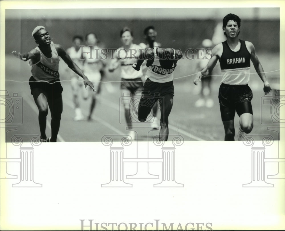 Press Photo Judson and Brahma High School Region Five Track Meet at Finish Line- Historic Images