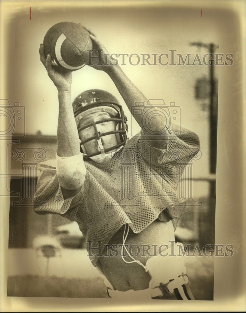 1982 Press Photo Steve Frieda, High School Football Player - sas08186 - Historic Images