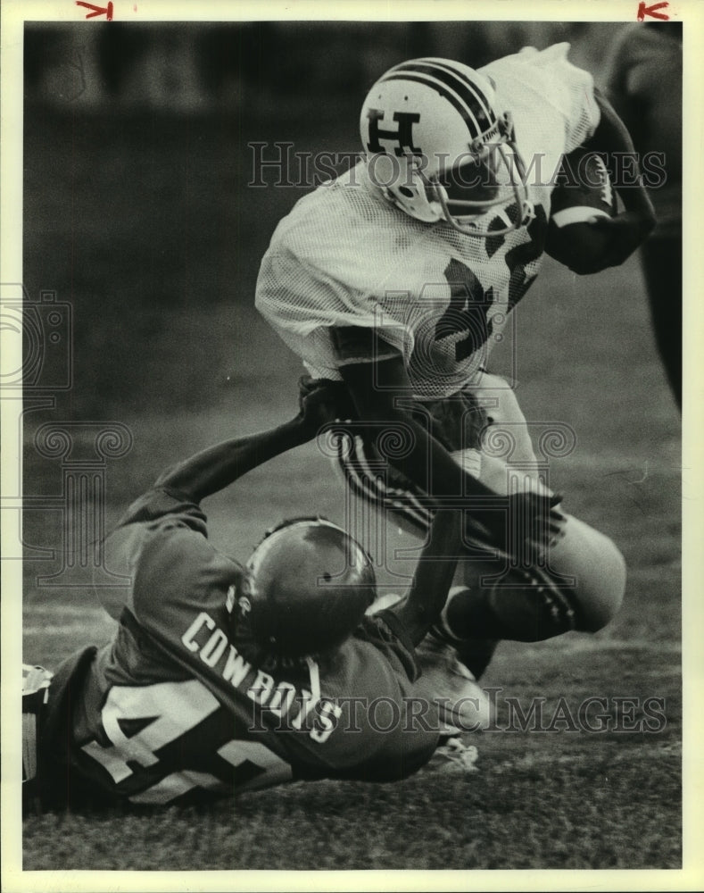 1984 Press Photo Highland and McCollum High School Football Players at Game - Historic Images