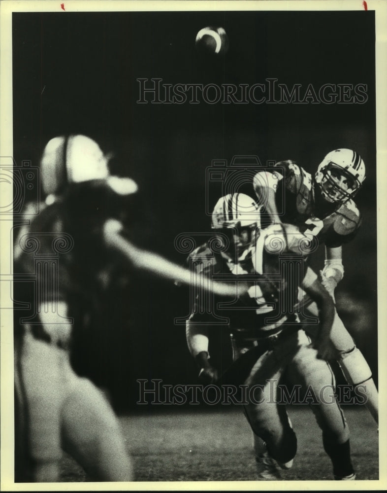 1983 Press Photo Highlands High School Football Players at Judson Stadium Game - Historic Images