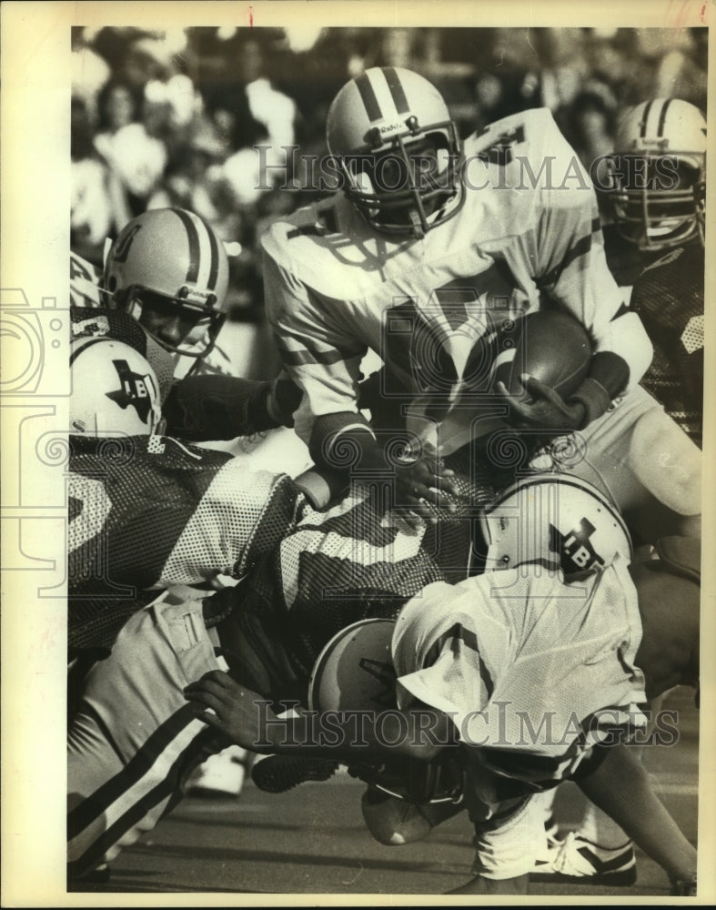 1982 Press Photo J. J. Lewis, High School Football Player at Game - sas08269- Historic Images