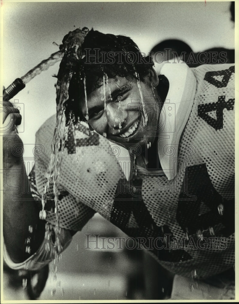 1985 Press Photo Robert Coronado, Edgewood High School Football Player - Historic Images
