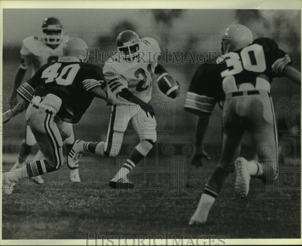 Press Photo Holmes High School Football Players John Allen and Mike Brinkman - Historic Images