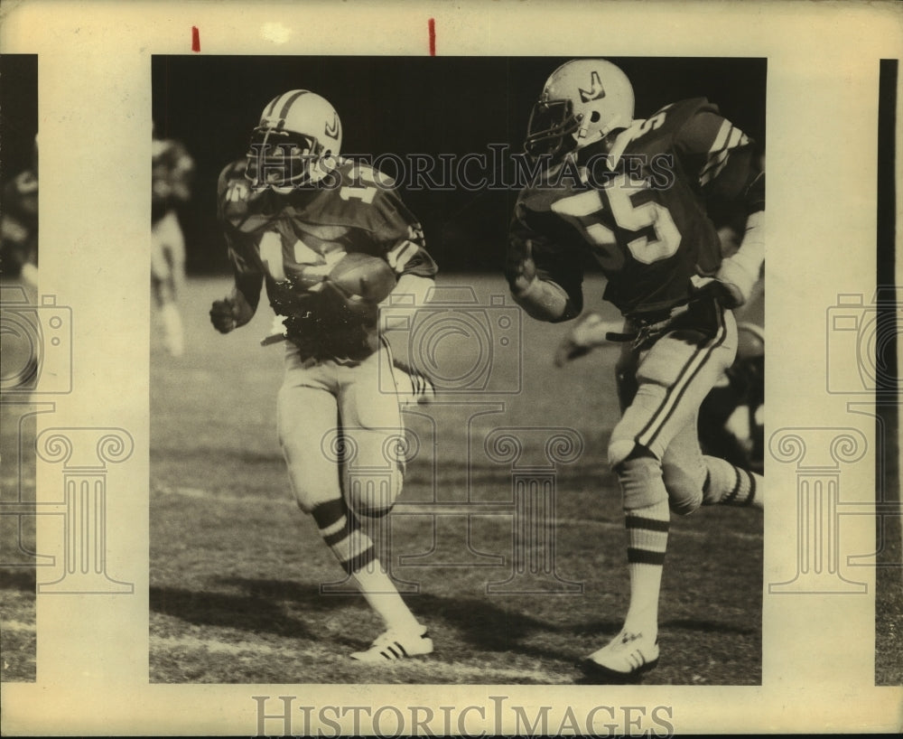 1982 Press Photo Judson High School Football Players A.J. Jones and Fred Nickson - Historic Images