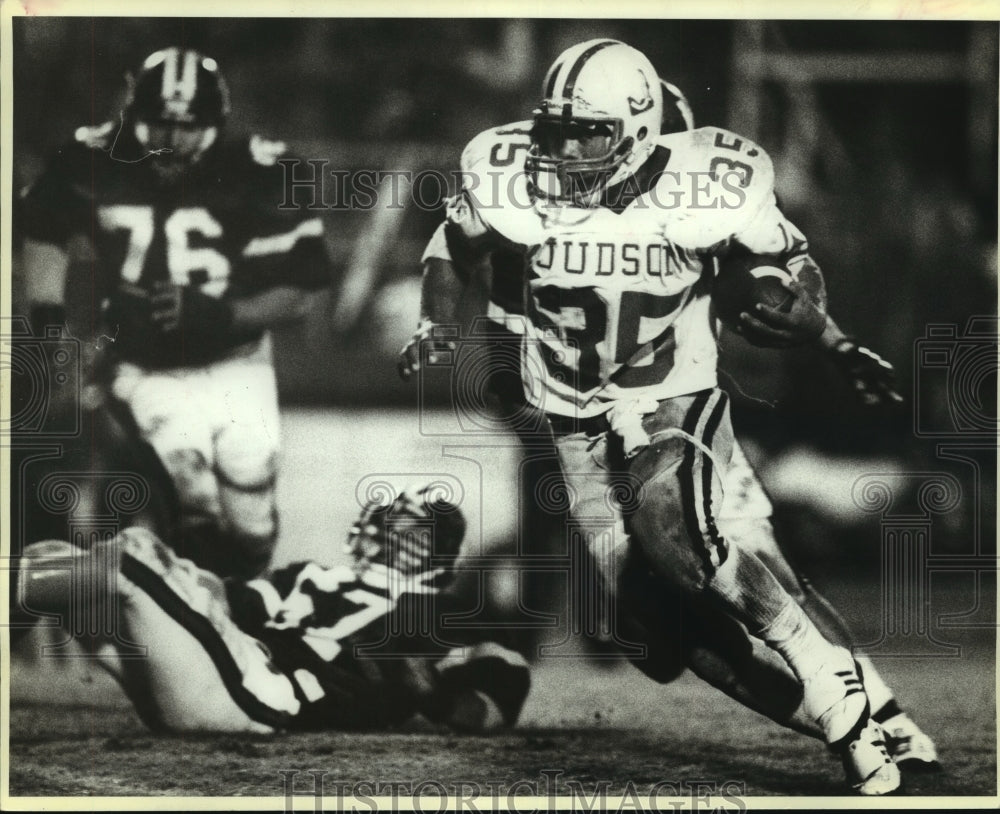 1983 Press Photo Chris Pryor, Judson High School Football Player at Game - Historic Images