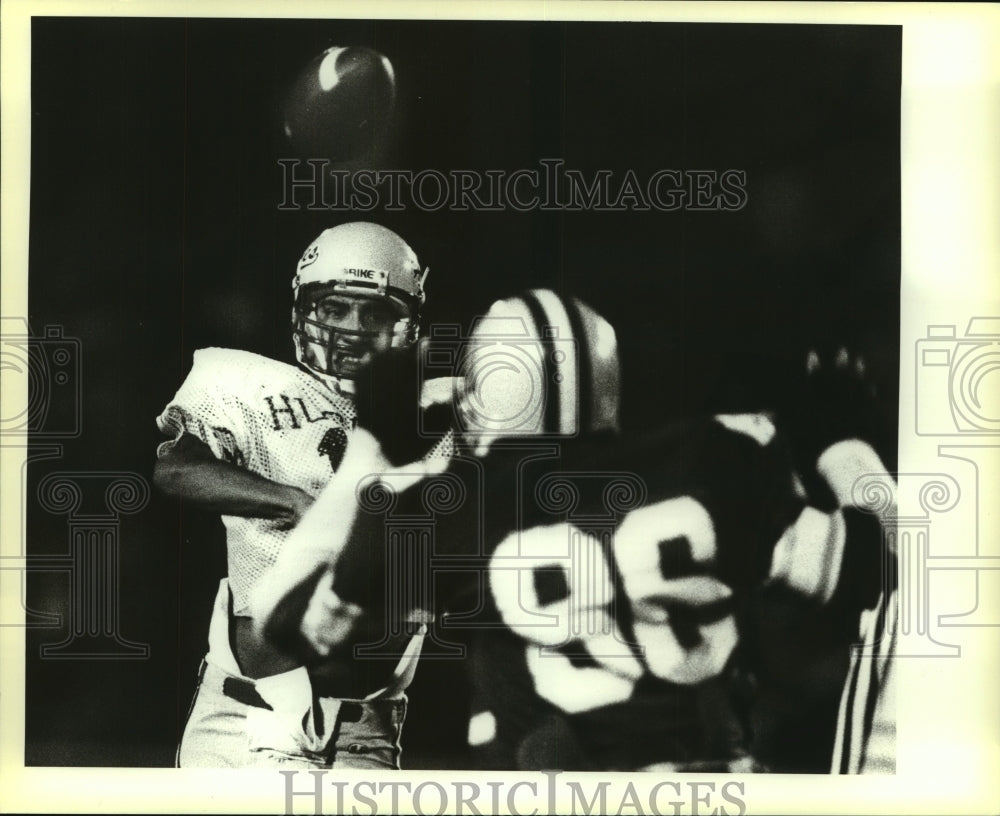 1984 Press Photo Charlie Rodriguez, Holmes High School Football Player at Game - Historic Images