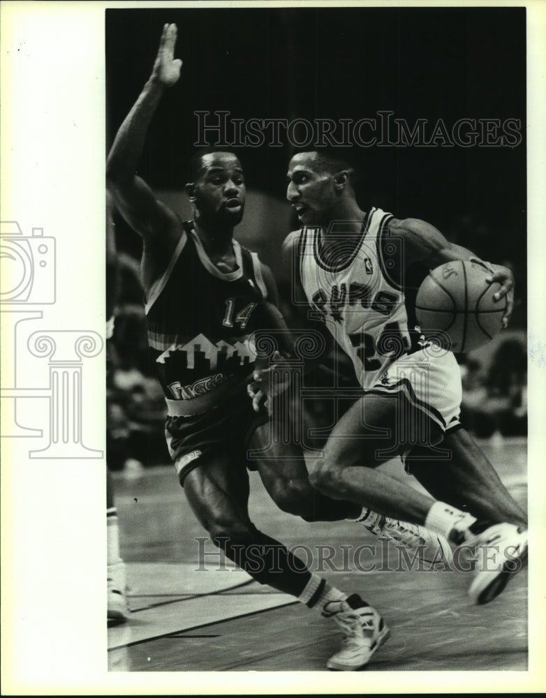 1988 Press Photo Johnny Dawkins, Spurs Basketball Player at Nuggets Game - Historic Images