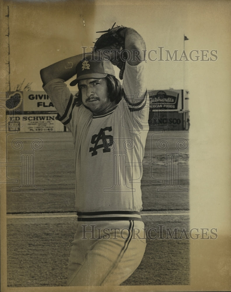 Press Photo Ray Rainbolt, San Antonio Baseball Player - sas08500 - Historic Images