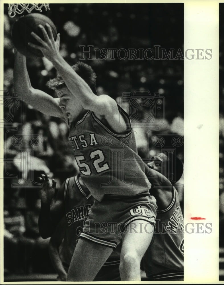 1987 Press Photo Tim Knowles University Of Texas San Antonio Basketba 1987-press-photo-tim-knowles-university-of-texas-san-antonio-basketba