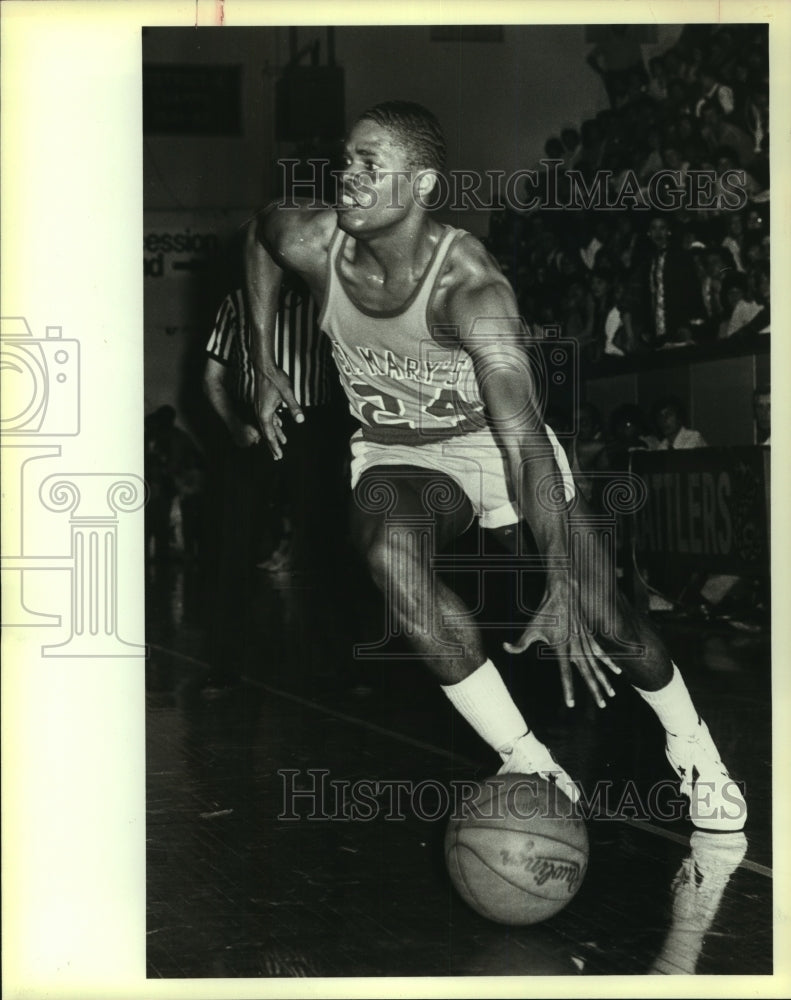 1983 Press Photo Melvin Roseboro, Saint Edwards College Basketball Player - Historic Images