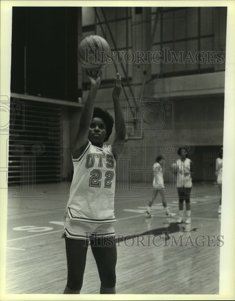 1984 Press Photo Alice Cannon, University of Texas San Antonio Basketball Player - Historic Images