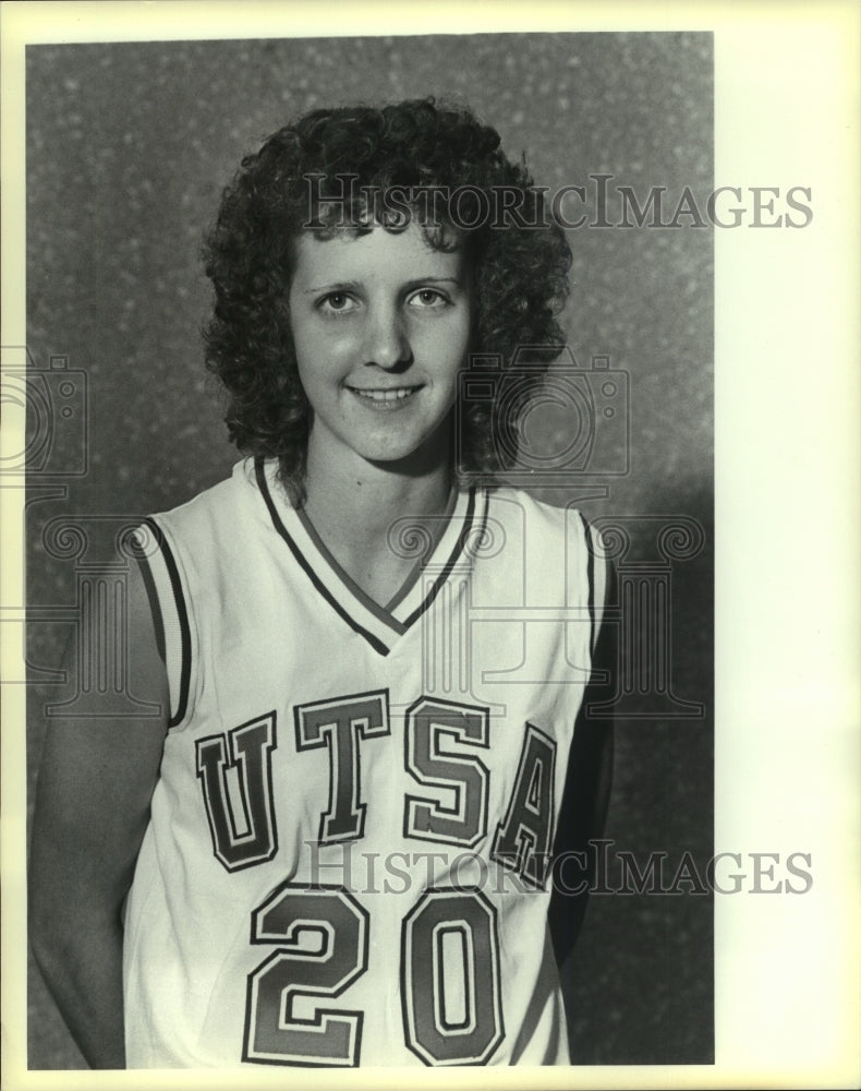 1983 Press Photo Rhonda Hoffman, San Antonio College Women's Basketball Player- Historic Images