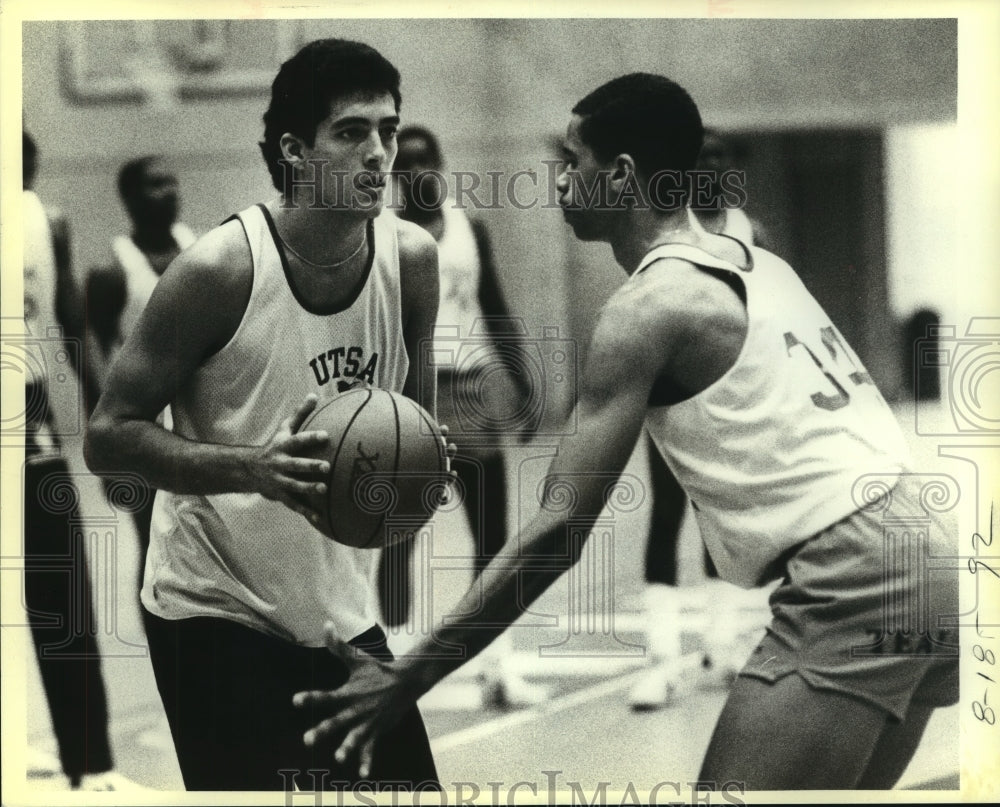1983 Press Photo Monte Wainwright, San Antonio College Basketball Player - Historic Images