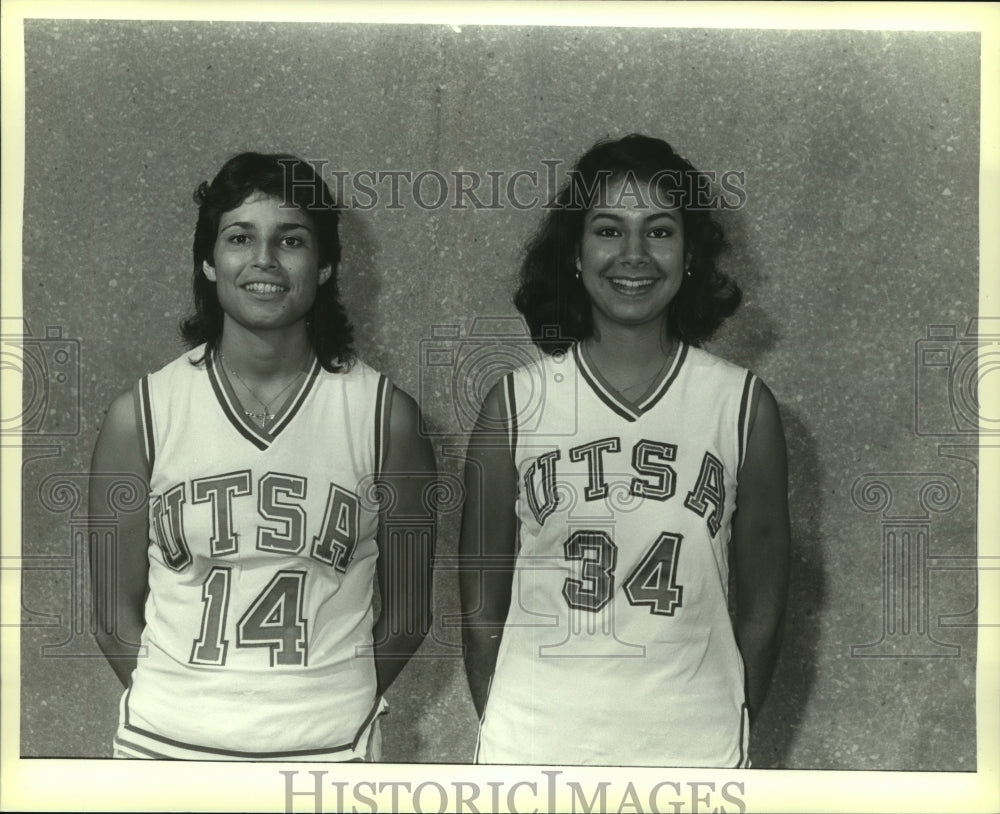 Press Photo Tina Camacho, University of Texas San Antonio Basketball Player - Historic Images