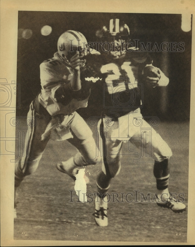 1982 Press Photo High School Football Players at Game - sas09142 - Historic Images