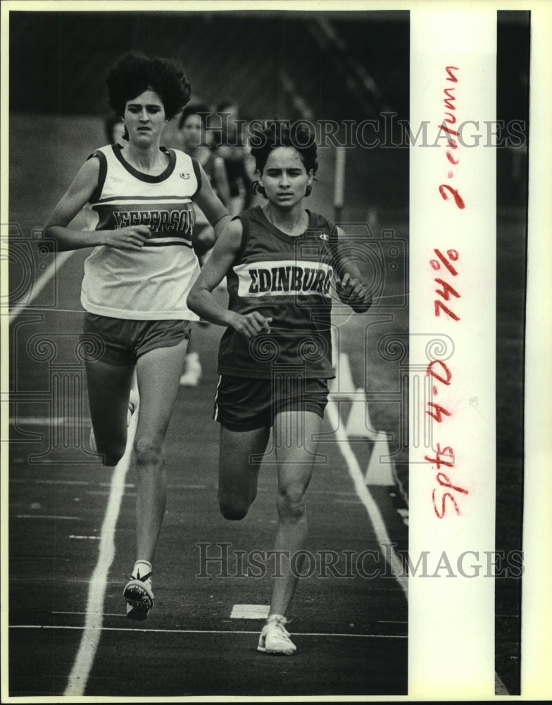 1987 Press Photo Laura Vasquez, Edinbury High School Track Runner - sas09263 - Historic Images