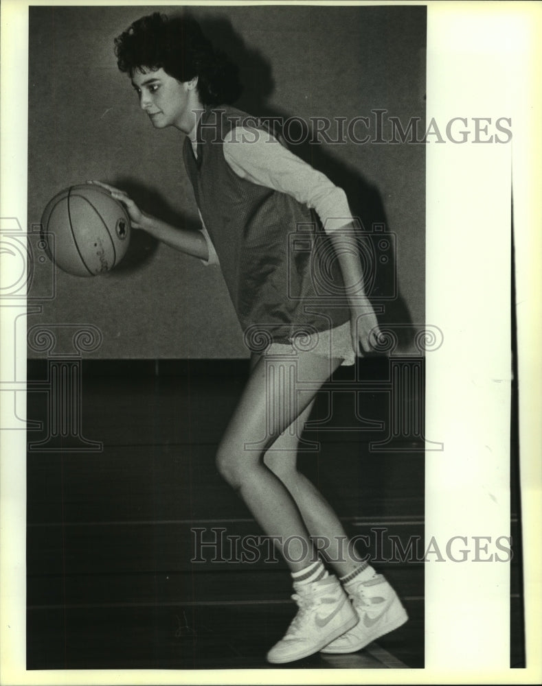 Press Photo Denise Forestier, Lee High School Girls Basketball Player - Historic Images