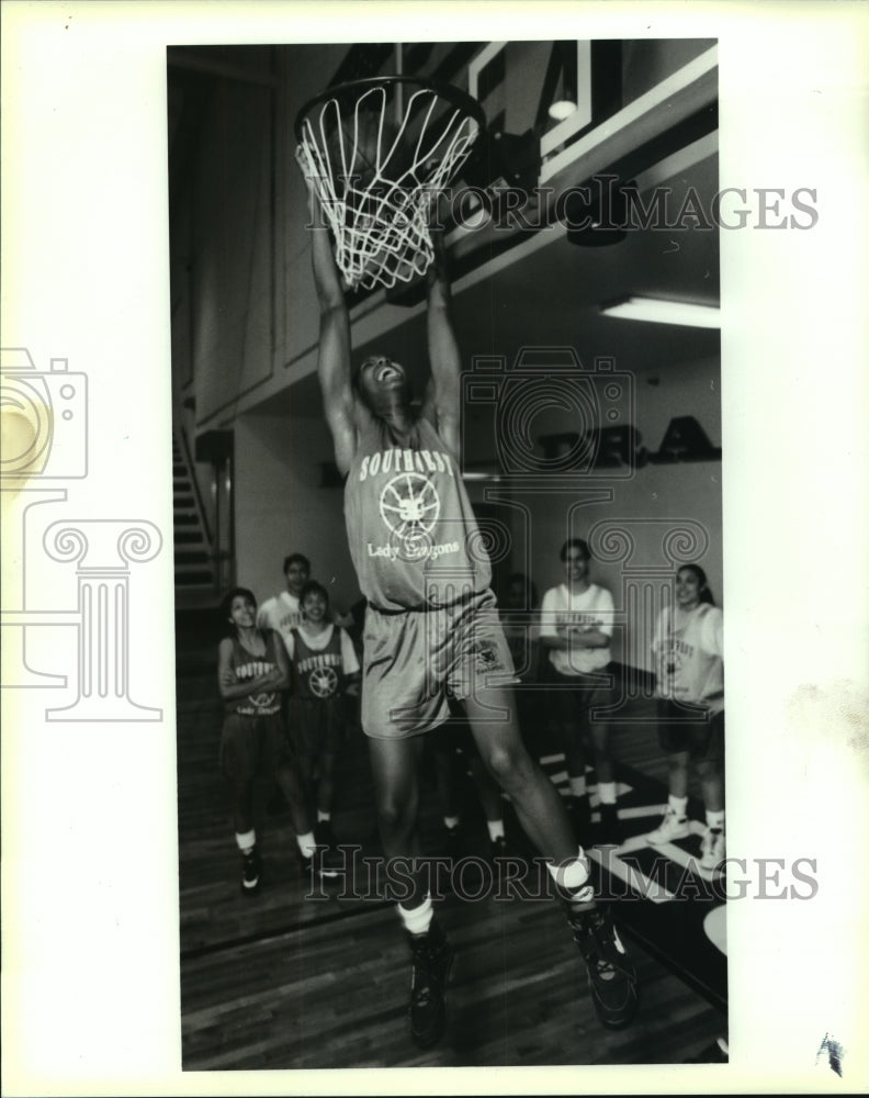 1994 Press Photo Tiffany Wright, Southwest High School Basketball Player at Gym- Historic Images