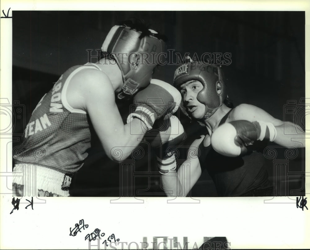 1991 Press Photo Golden Gloves boxers Freddie Perez, left, and Manuel Sepeda- Historic Images