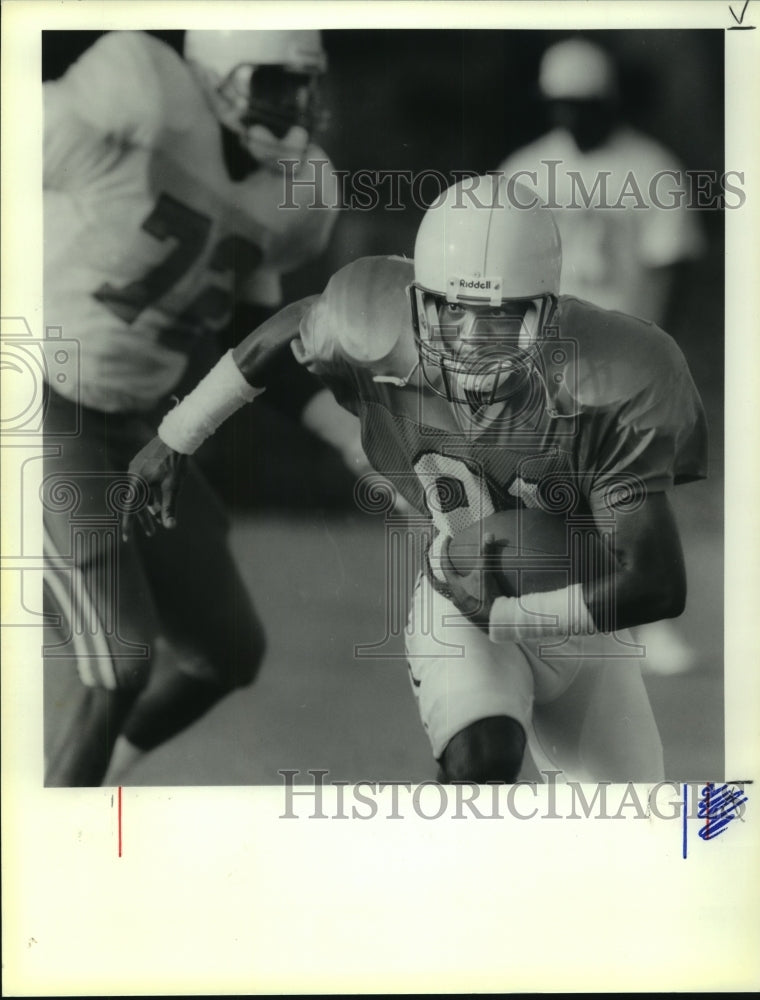 1991 Press Photo Ernest Givins, Football Player at Practice - sas09834 - Historic Images