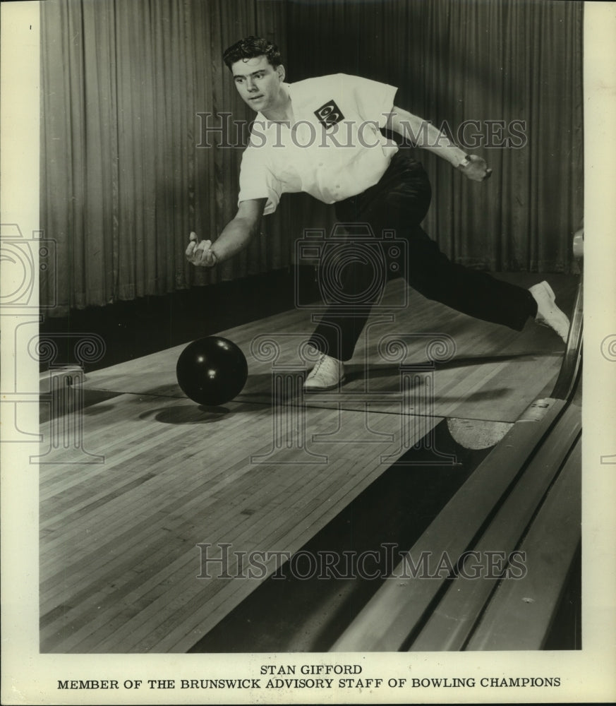 Press Photo Stan Gifford, Brunswick Advisory Staff of Bowling Champions- Historic Images