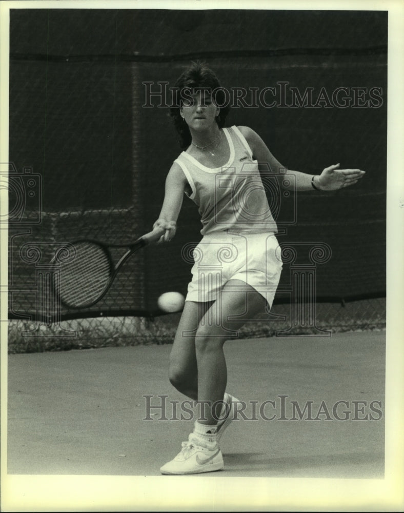 1983 Press Photo Gail Gibson, Tennis Player - sas09869 - Historic Images