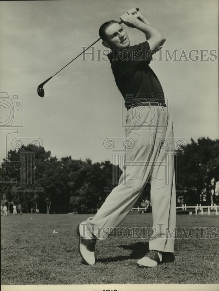 Press Photo Golfer Jim Ferrier - sas09889 - Historic Images