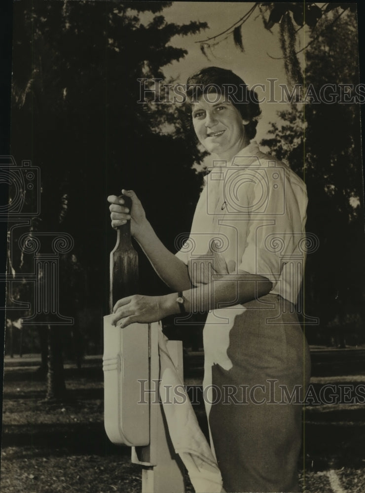 Press Photo Mary Lena Faulk of Ladies Professional Golfer Association - Historic Images