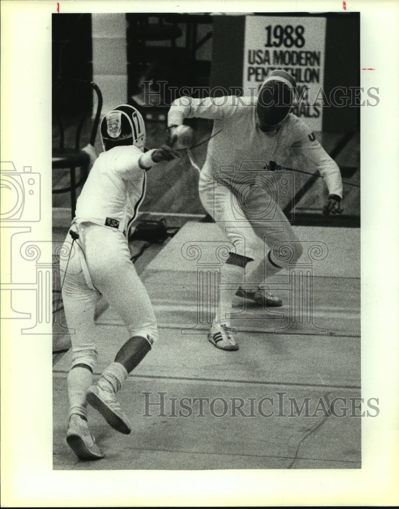 1988 Press Photo Fencers Roy Stull and Bob Nieman at Concord Athletic Club - Historic Images