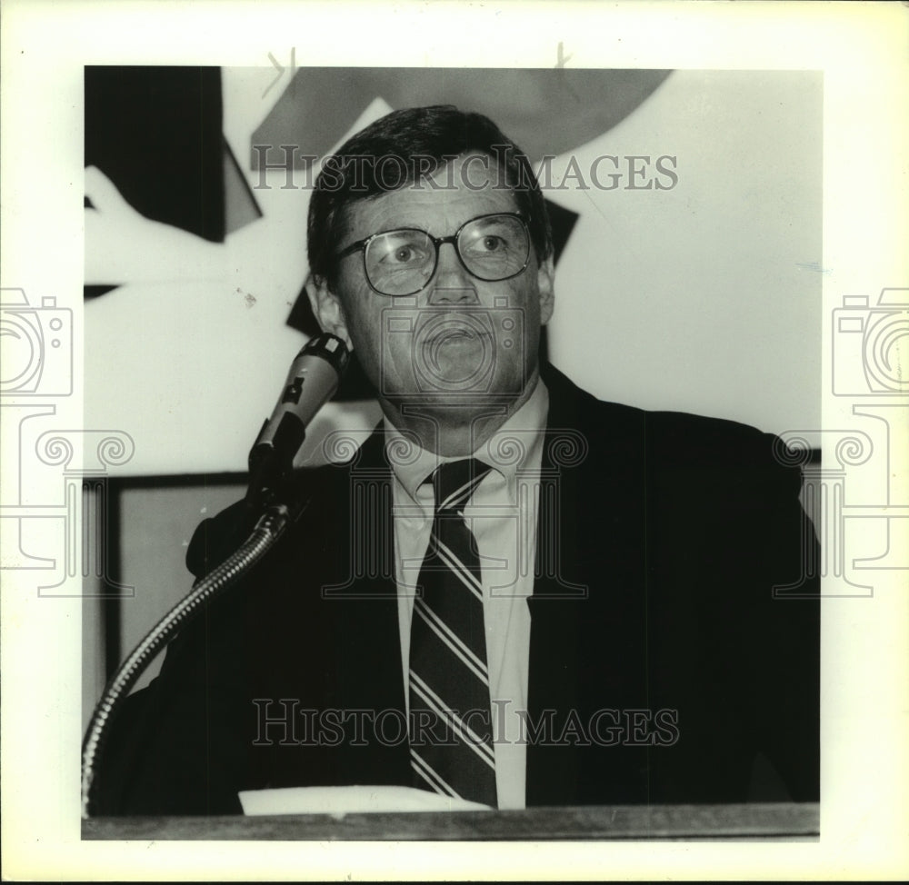 1990 Press Photo Dub Farris, Northside School District Athletic Director - Historic Images