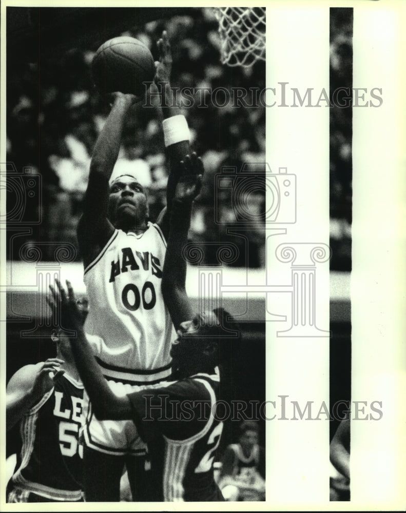 1990 Press Photo Madison and Lee play boys high school basketball - sas10095 - Historic Images