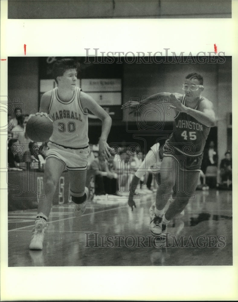 1989 Press Photo Marshall and Johnston play boys high school basketball - Historic Images