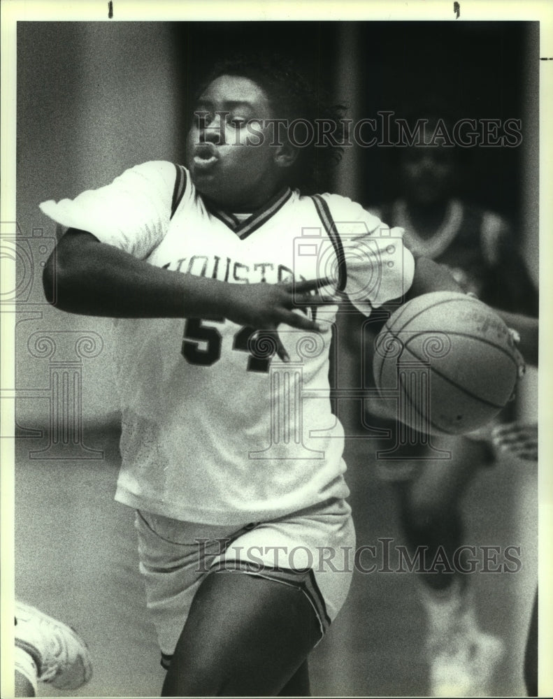 1990 Press Photo Sam Houston High basketball player Jennifer Neals - sas10168 - Historic Images