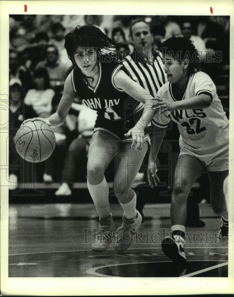 1985 Press Photo Jay and Highlands play girls high school basketball - sas10248- Historic Images